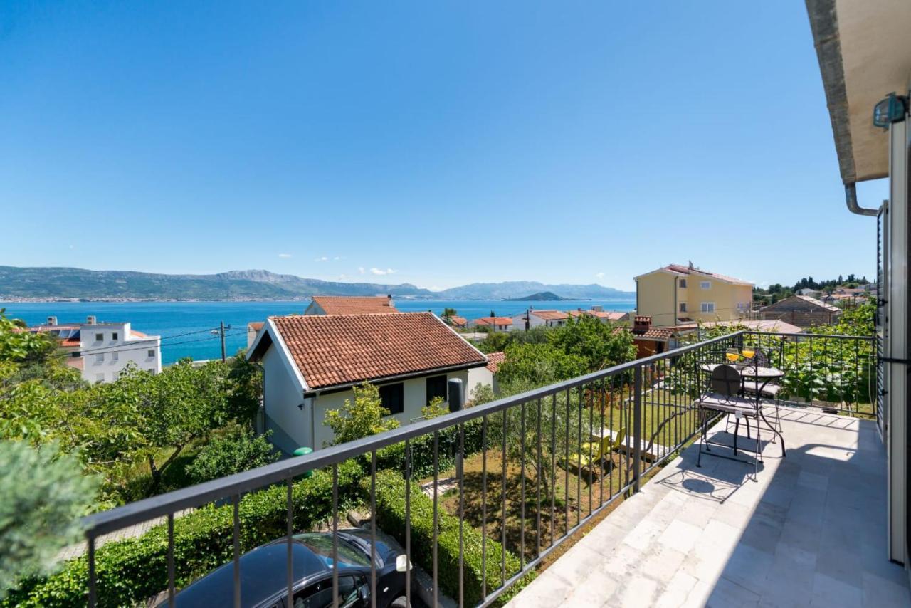Holiday Home Kalinic Слатине Экстерьер фото